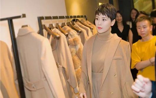 泰迪熊官网:有哪些明星穿过Maxmara？ 泰迪熊官网申诉