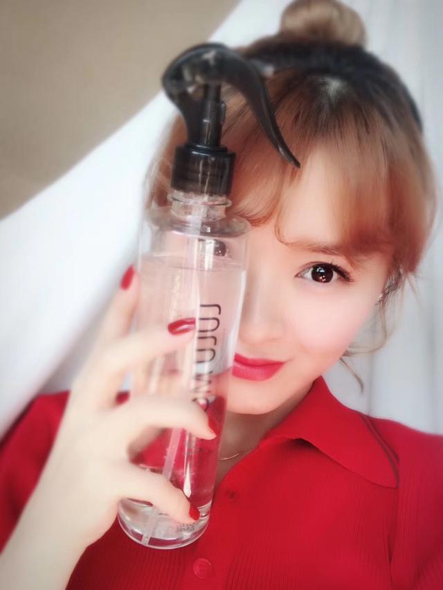 毛孔挑芝麻:下巴上的毛孔垃圾怎么清理