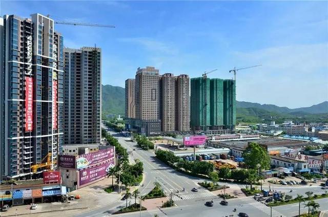 朴超贤:广东省佛冈县的房价怎么这么高？