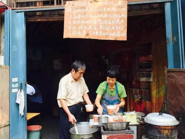 如月车站事件:孝感有哪些值得推荐的苍蝇馆子