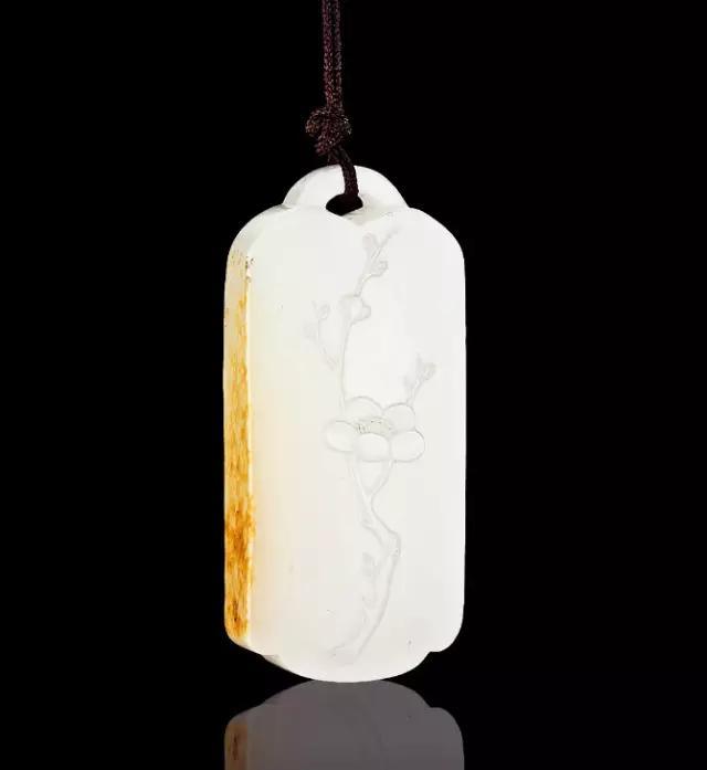 和田玉怎么保养会越来越润,和田玉经常盘玩，油性会越好吗？