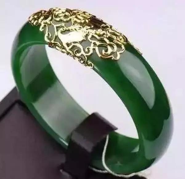 玉镯纳米无痕修复技术,纳米无痕和埋线，有什么不一样？