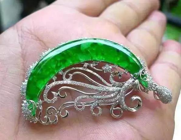 玉镯纳米无痕修复技术,纳米无痕和埋线，有什么不一样？