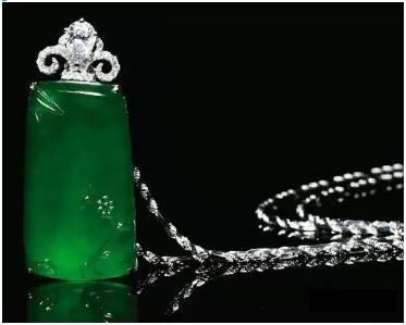 为什么卖玉的人不戴玉,“黄金有价玉无价”为什么翡翠不按克重卖？