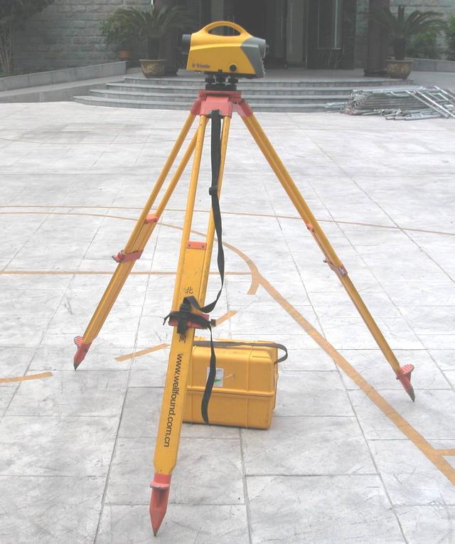 在施工测量时如何选用水准仪?(2个回答)