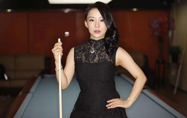 丁俊晖女友潘晓婷:岳云鹏和郭德纲谁的台球打的比较好