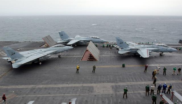 为什么f14战斗机会在2006年退役?