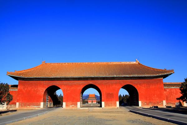 古塔地宫灵异事件:历史上的皇陵有哪些奇怪的事情发生？