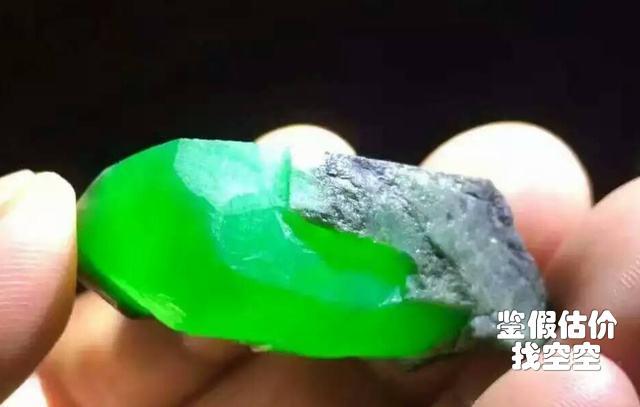 翡翠各个场口的介绍,哪个翡翠原石场口，比较容易出帝王绿？