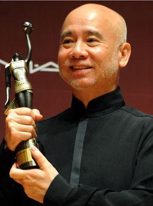 杨立新和杨玏:娱乐圈里面，哪对父子更有实力？