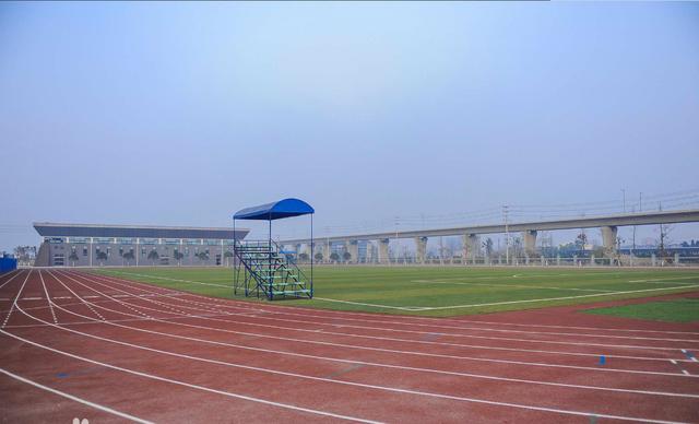 头条问答 - 德阳广汉的四川师范大学广汉校区的专升本是正儿八经的