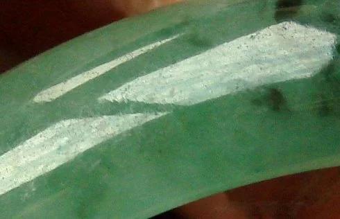 翡翠怎么看真假,喜欢翡翠但是担心买到假的，要如何辨别？