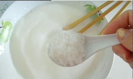 用电饭锅怎么做蛋糕,怎么用电饭锅和普通面粉做蛋糕？