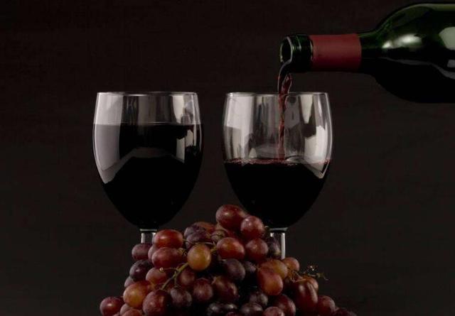 红酒对身体好吗，红酒或葡萄酒对人体健康的优缺点有哪些？