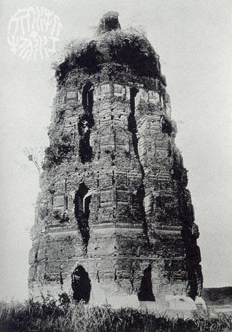 古塔地宫灵异事件:雷峰塔倒了，出土了一件稀世珍宝是真的吗？