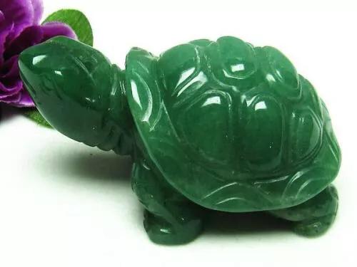 翡翠雕刻,翡翠雕刻，越简洁价格就越高吗？