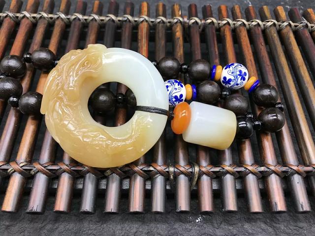 卖玉的话语跟技巧,买玉的时候怎样与商家讨价还价呢？