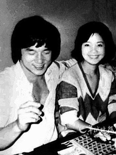 邓丽君简历个人资料简介:感觉邓丽君好像没什么高音，为什么她的声音流传这么广
