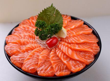 头条问答 - 玉龙雪水滋养下的丽江三文鱼有什么独特吃法?(4个回答)