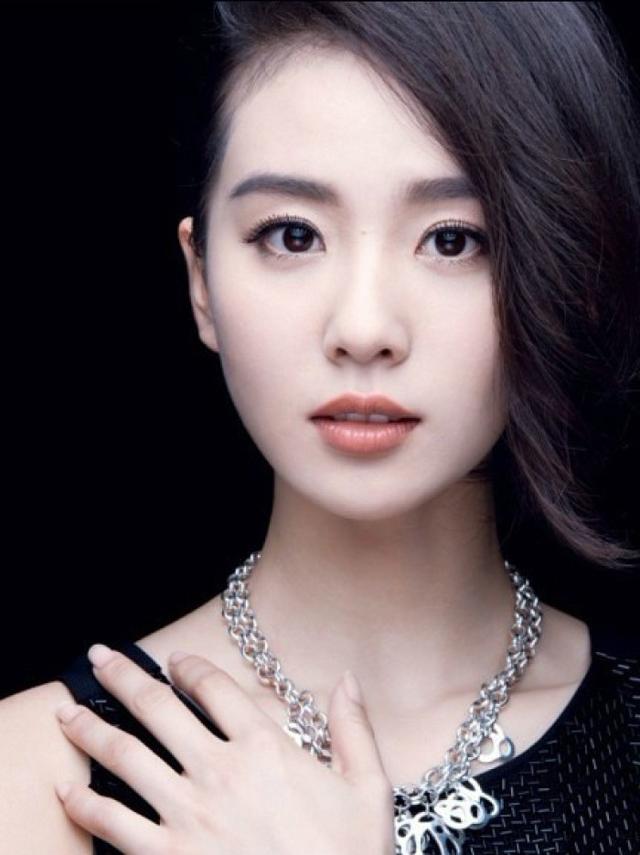 星跳水立方周韦彤:2017年娱乐圈最美的女神是谁