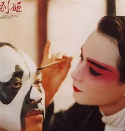 唐唐张国荣:为什么张国荣的伴侣唐先生没能发现哥哥的反常
