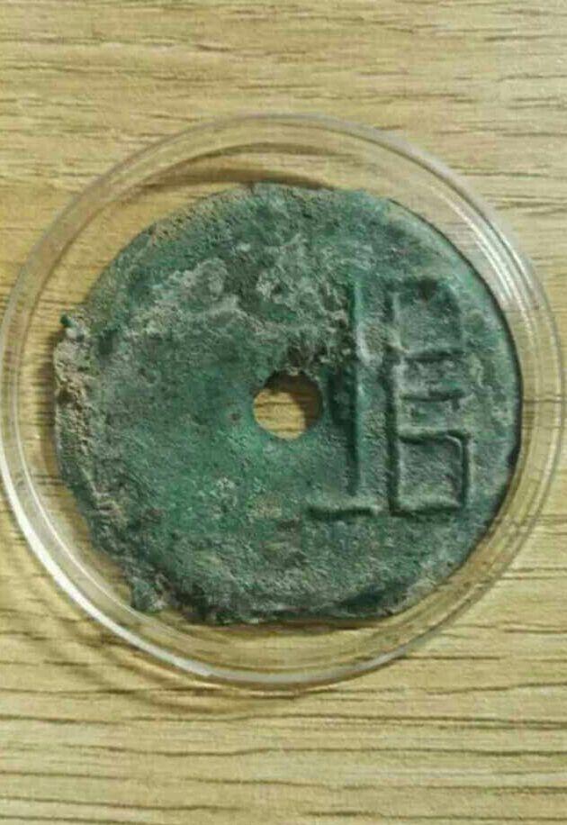 博宝古玩城,在古玩城，地摊还可以捡漏吗？