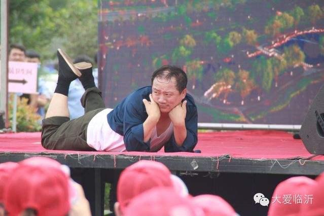 乡村爱情杨总:《乡村爱情十》已杀青，这种电视剧为什么能拍到第十部？