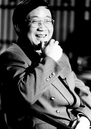 杨立新和杨玏:娱乐圈里面，哪对父子更有实力？