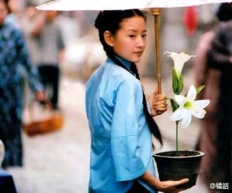 董洁的图片:董洁为什么可以有孩子抚养权