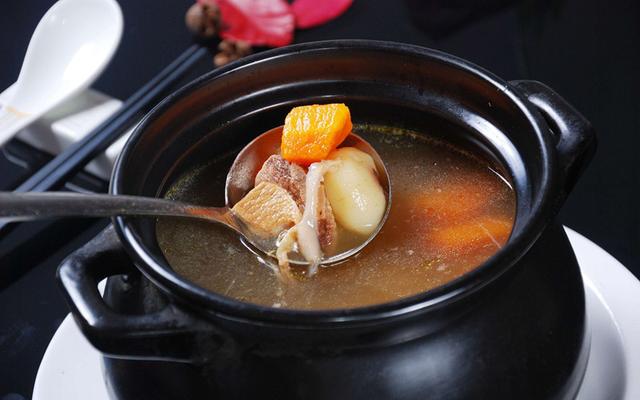 头条问答 - 为什么广东人喜欢煲老火汤呢?(60个回答)