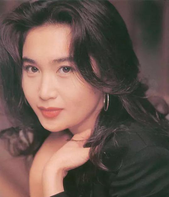 温碧霞个人资料:如何评价香港女星温碧霞？