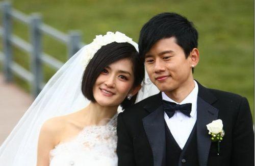 沙溢胡可儿子:沙溢晒胡可大肚照为老婆庆生，胡可是怀三胎了吗