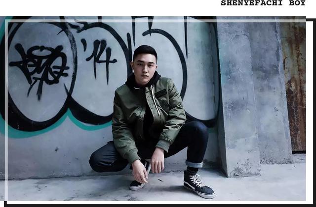 呛口的小辣椒结婚照:怎样把森马、以纯、美特斯邦威穿出潮服的感觉