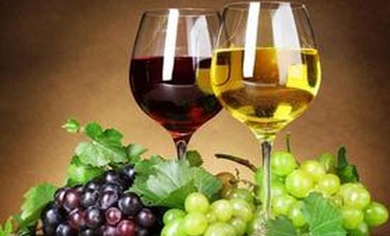 每天喝一点红酒，每天晚上喝一杯葡萄酒好不好，有益健康吗？