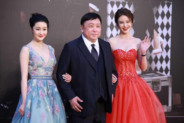 李连杰现状:李连杰与散打高手对阵，谁能胜