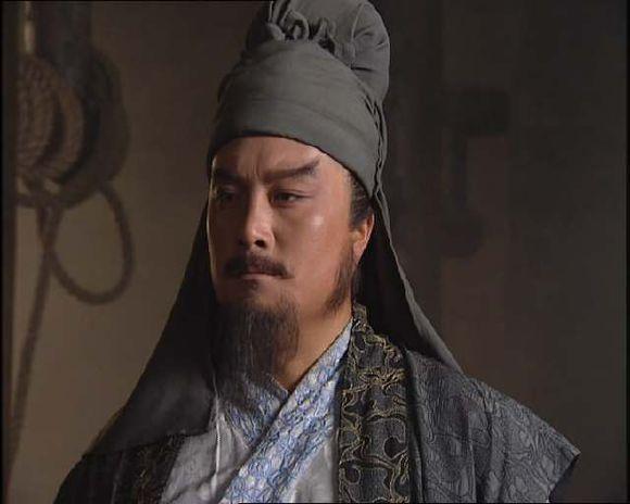 中饰演曹操麾下大将张辽——扬凡在老版《水浒传》中饰演拼命三郎石秀