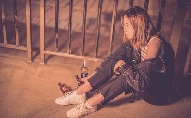 微信忧伤的说说:有哪些唯美伤感的微信个性签名分享？