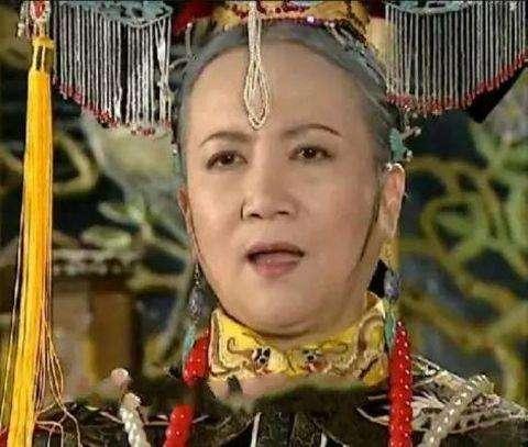 还珠格格老佛爷:还珠格格里的老佛爷真的是甄嬛吗？