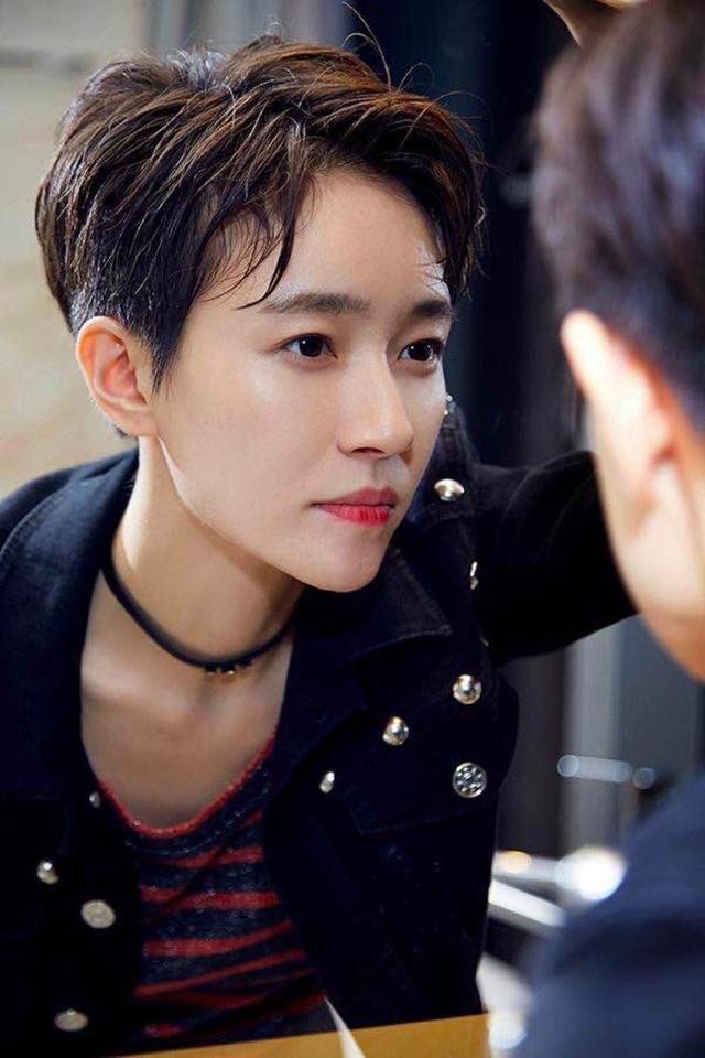 焦俊艳徐昂恋情曝光,被称为假小子配暖男,为什么焦俊艳的短发畜象