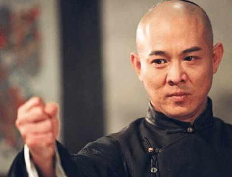 李连杰的真实身份轰动全:你觉得甄子丹和李连杰谁成就高点