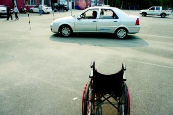 残疾人电动汽车，我想考驾照，电动轿车考C5的驾照有用吗？
