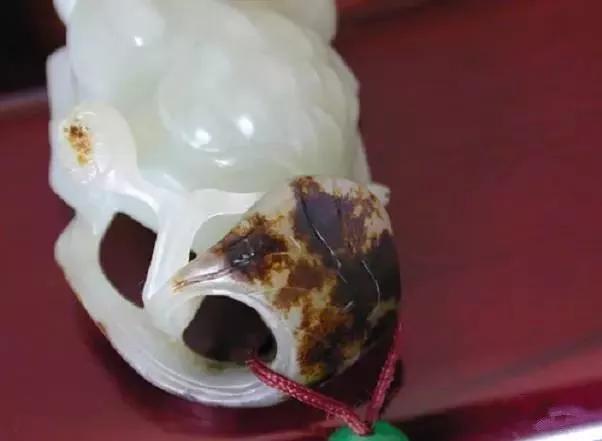 和田玉假皮和真皮 怎么区分,小白如何能区分真皮和革？