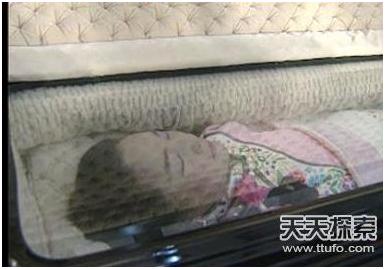 邓丽君简历个人资料简介:感觉邓丽君好像没什么高音，为什么她的声音流传这么广
