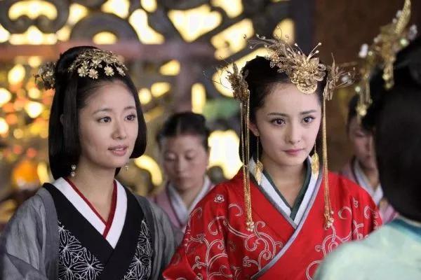 李溪芮解约:为什么不同明星带出来的新人待遇不同