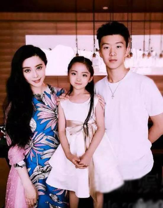李莞金泰熙:为什么不管姐姐长得多漂亮，有些弟弟都不会觉得自己姐姐漂亮？