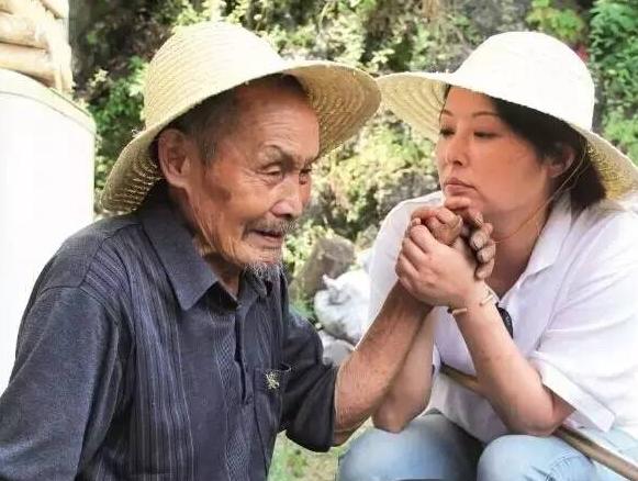 袁立的老公是谁:现在有多少人是站在袁立这边的？