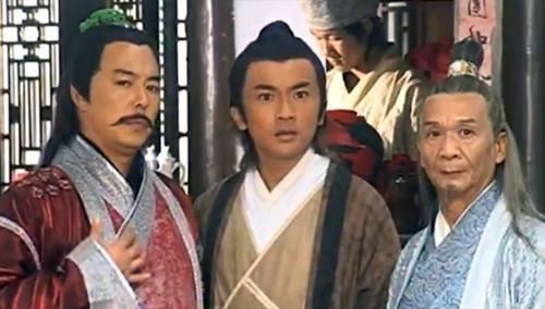 藏獒之父狮王:藏獒唐山狮王 《倚天屠龙记》中为什么阳顶天要传位给谢逊而不是白眉鹰王？