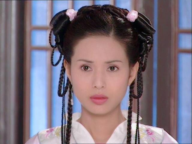 李若彤个人简介:哪个版本的小龙女深入人心？
