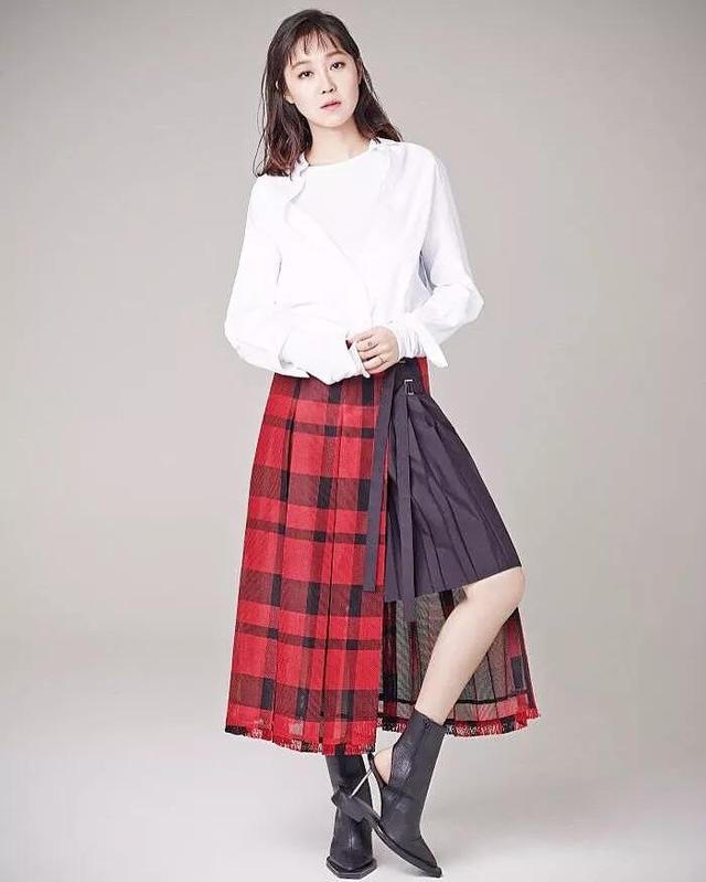 杨天真因衣领太低被禁播:你觉得哪个女明星衣最会穿衣服