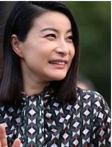 郭晶晶整容:如何看待范冰冰和郭晶晶的装扮